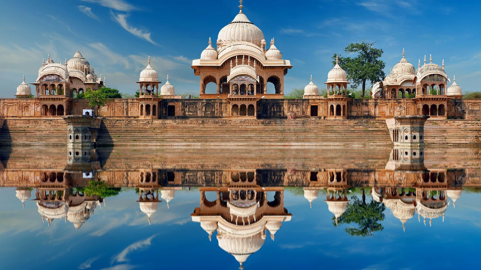 Taxi Service in Mathura
